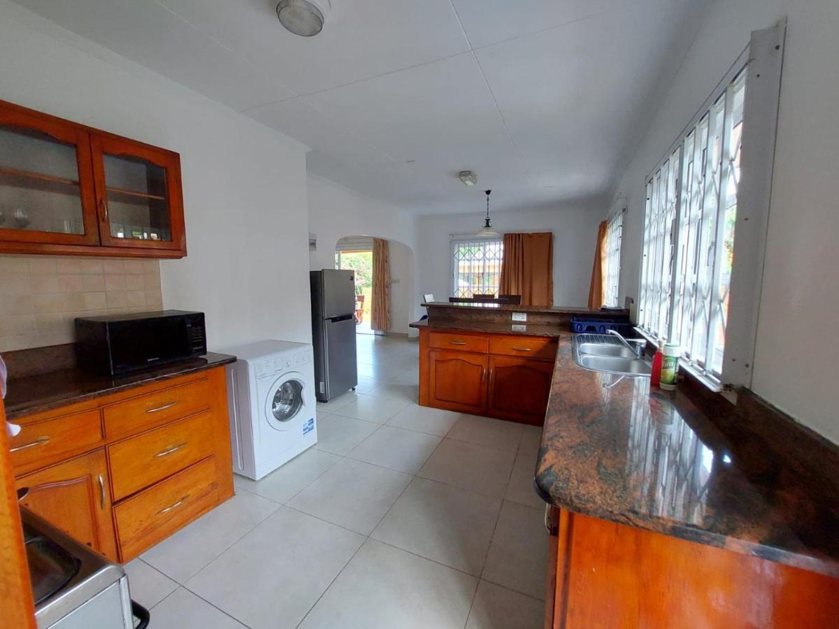 Beau Vallon Villa Self Catering With Pool Zewnętrze zdjęcie
