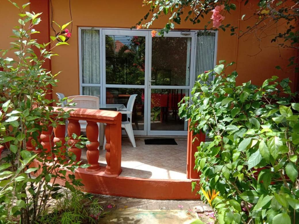 Beau Vallon Villa Self Catering With Pool Zewnętrze zdjęcie